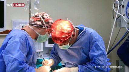 Çok istediği küpelerine kavuşan İkbal, cihaza gerek olmadan duymak istiyor