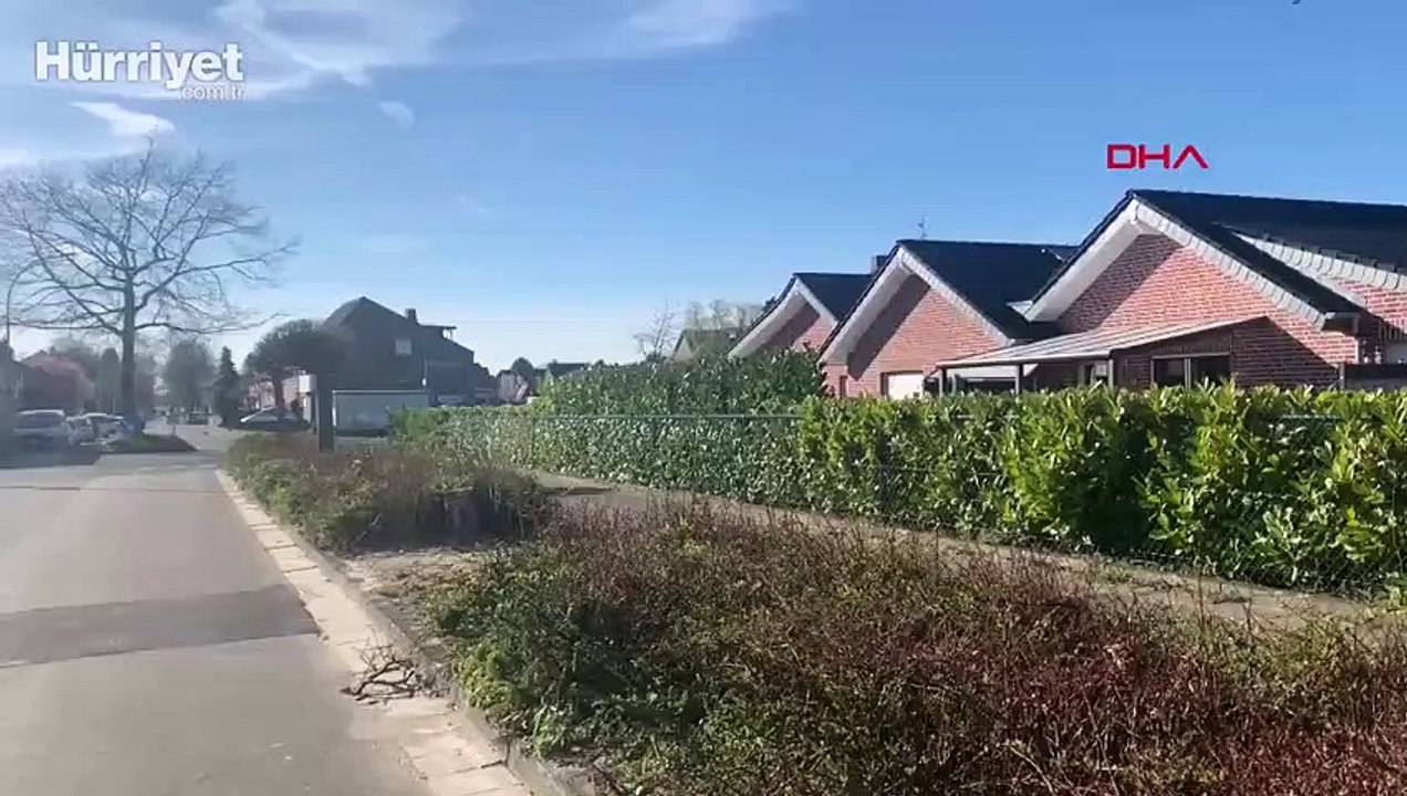 Almanya'da karantina altındaki şehirde kapılarda dikkat çeken yazı