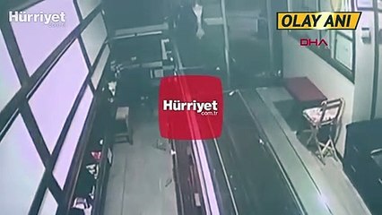 Hırsız altınları bulamayınca halkaları çaldı! İşte o anlar...