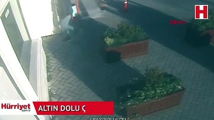 Altın dolu çantayla böyle kaçmış