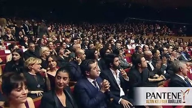 En İyi Komedi ve Romantik Komedi Erkek Oyuncu Ödülü | Pantene Altın Kelebek