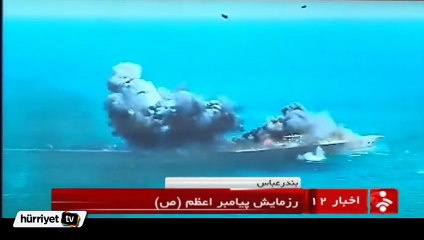 İran maket Amerikan gemisi batırdı