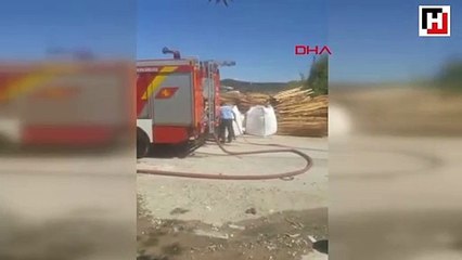 Sünger fabrikasında yangın