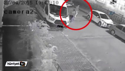 Hırsızlar önce kameraya sonra polise yakalandılar