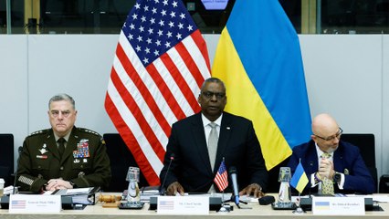 الناتو يتعهد بتسليم منظومات دفاع جوي متطورة لكييف