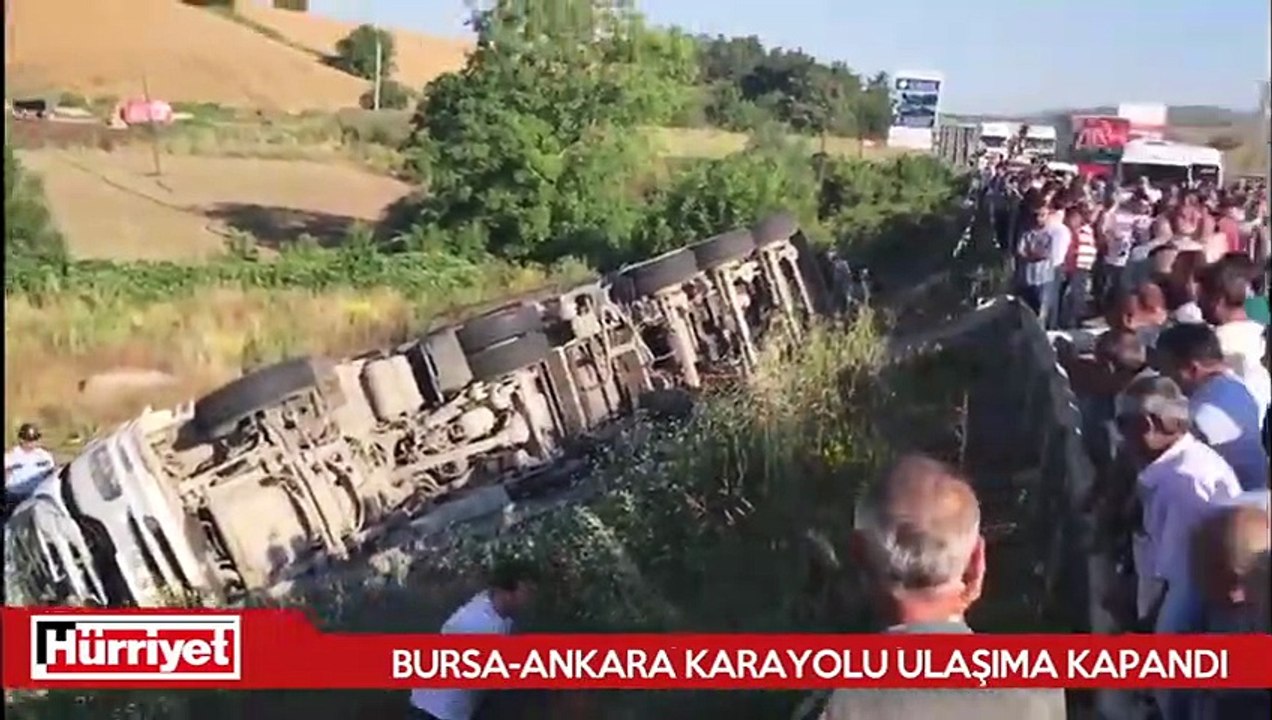 Bursa-Ankara karayolu kaza nedeniyle ulaşıma kapandı