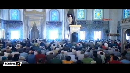 Görmez'in okuduğu Cuma hutbesinde kardeşlik vurgusu