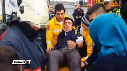 Yolcu otobüsü kaza yaptı, TEM kilitlendi