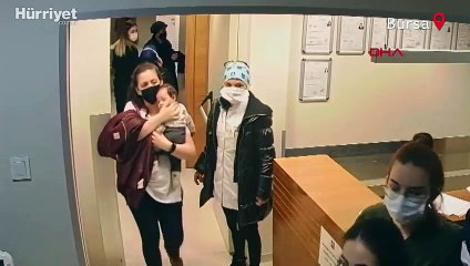 Emzirme odasına birlikte alınmayınca hemşireye saldırdılar! O anlar kamerada