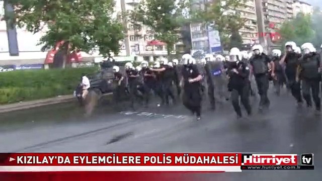 KIZILAY'DA EYLEMCİLERE POLİS MÜDAHALESİ! TAKSİM GEZİ PARKI OLAYLARI