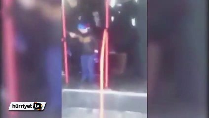 Hamile kadını ve üç çocuğunu çok gürültü yapıyorlar diye otobüsten attılar