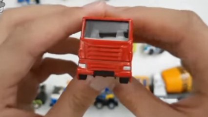 mobil truk molen besar,truk molen merah,truk molen hijau,truk molen biru ( 1080 X 1920 )