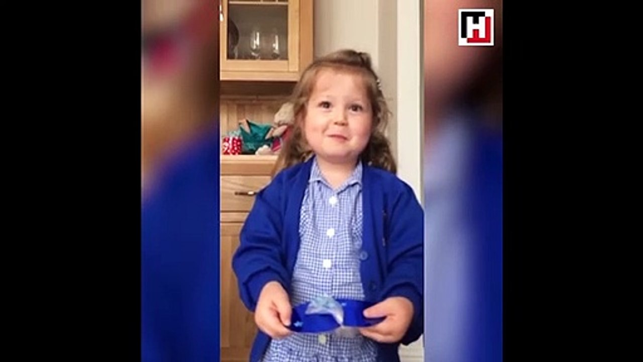 Kız kardeş beklerken erkek kardeşi olacağını öğrenince...