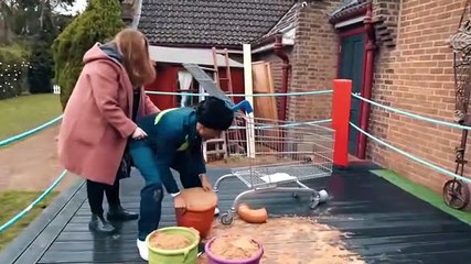 Taskmaster S14E03 Dafty in the Middle