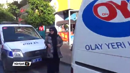 Kafeyi kurşun yağmuruna tuttu