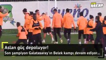 Fatih Terim orta saha oyuncularıyla özel olarak görüştü!