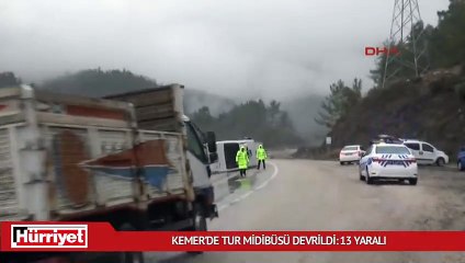 Kemer’de tur midibüsü devrildi: 13 yaralı