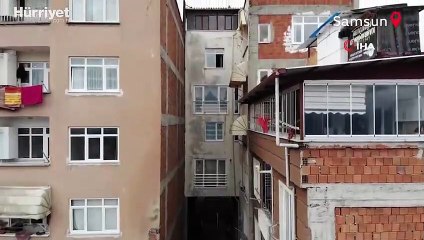 Samsun'da atından sokak geçen 5 katlı apartman görenleri şaşırtıyor