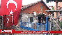 Şehit oğlundan kalan otomobile gözü gibi bakıyor