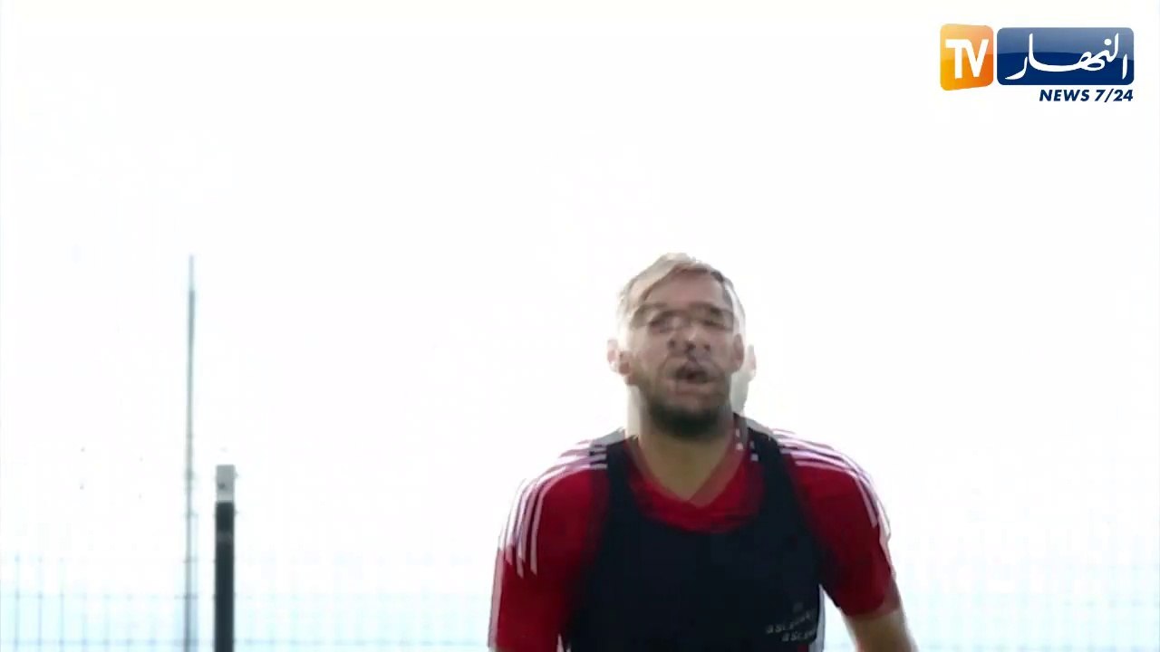 بلايلي يلتحق بتدريبات ناديه الجديد أجاكسيو الفرنسي