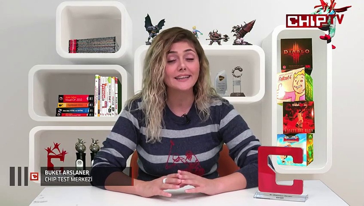 2K kavisli oyuncu monitörü