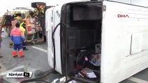 Basın Ekspres yolunda servis aracı kaza yaptı: 9 yaralı