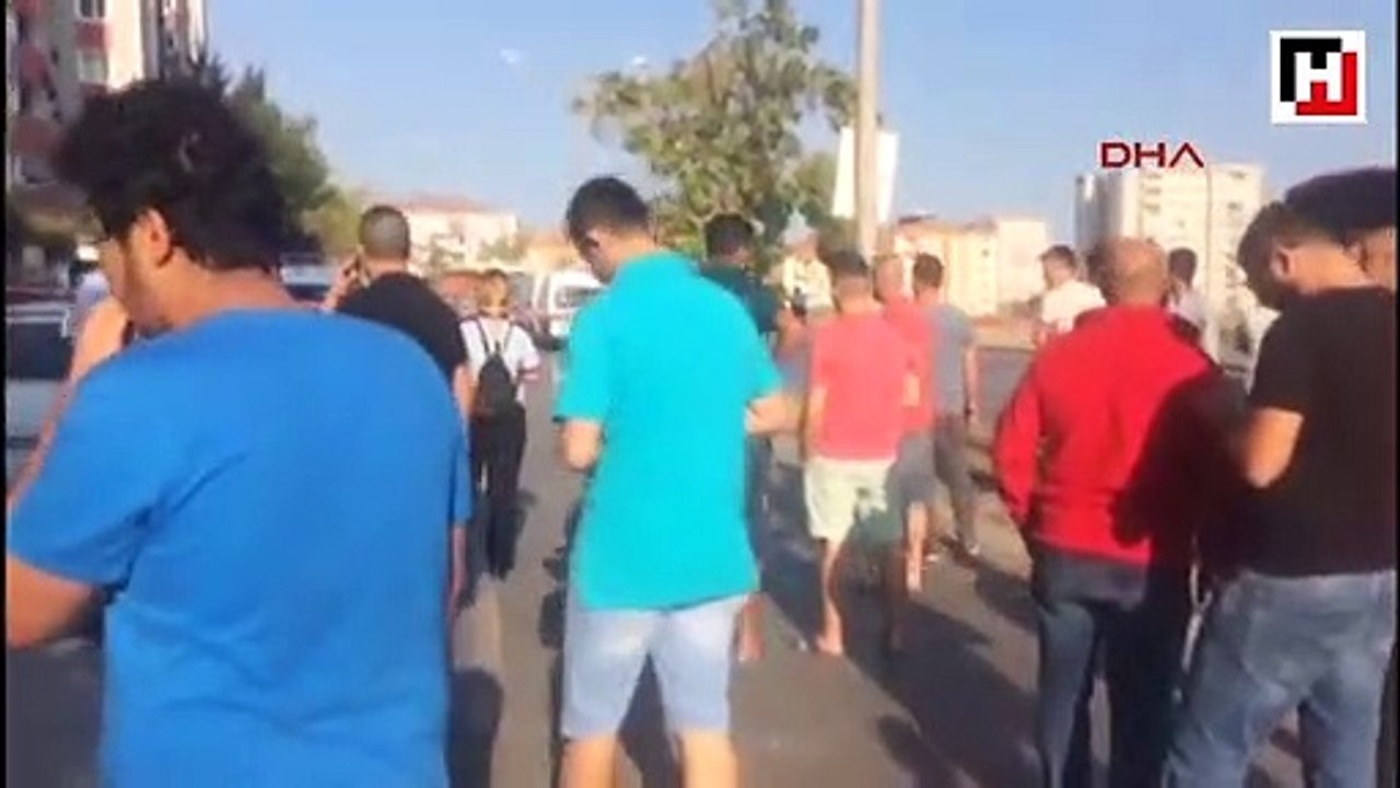 İzmir'de cezaevi servisinin geçişi sırasında patlama
