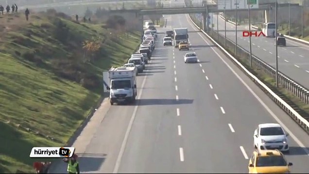 Polis Sabiha Gökçen Havalimanı çevresindeki arazilerde didik didik arama yapıyor