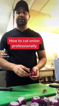 cutting skills #how to cut chop onion professionally #next #pskills