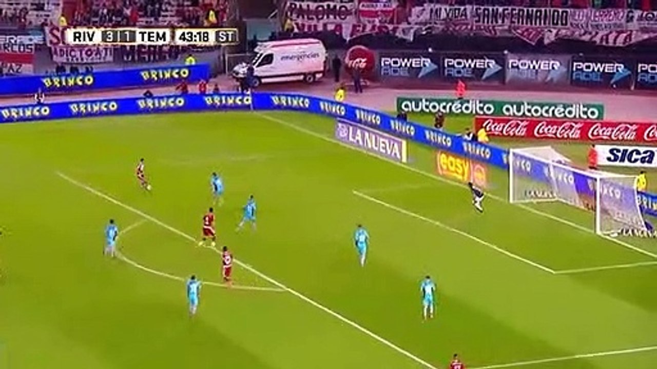 Mayada bitirdi, River Plate dörtledi!