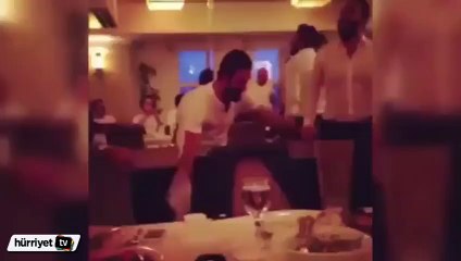 Arda Turan kendinden geçti!