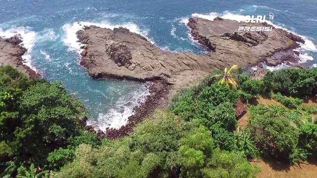 Pesona Pantai Wediombo Gunung Kidul DIY