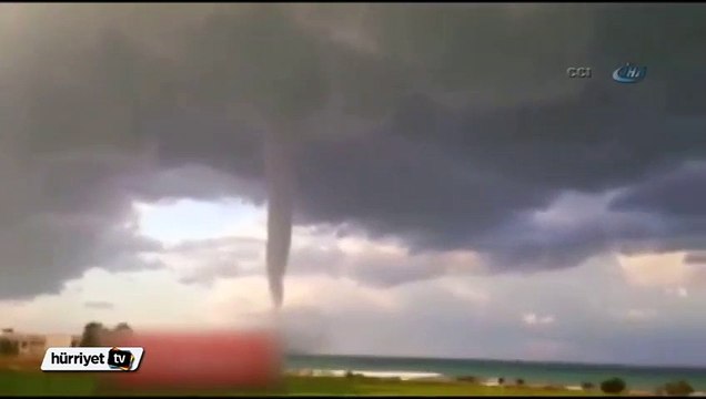 Hatay'da dev hortum korkuttu