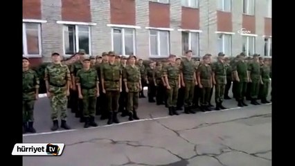 Rus askerlerinden Brezilya Lambada danslı yürüyüş