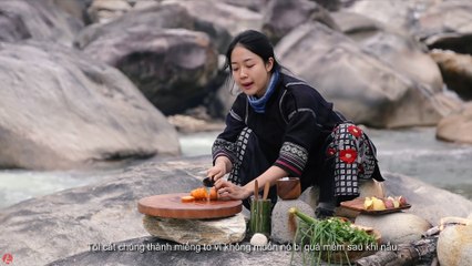 13 Black Bone Chicken braised with vegetables _ Vuong Anh's Cooking Journey