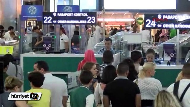 Atatürk Havalimanı'nda pasaport kuyruğu çilesi bitti