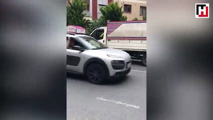 Ataşehir Belediyesi’nin, ihtiyaç sahipleri için kurduğu giysi kumbaraları soyuldu