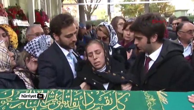 Komedyen Atilla Arcan son yolculuğuna uğurlandı