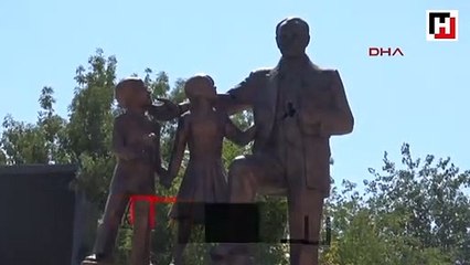 Diyarbakır Atatürk Anıtı’na çekiçli saldırı