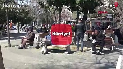 Parktaki dezenfekte biter bitmez oturmaya devam ettiler