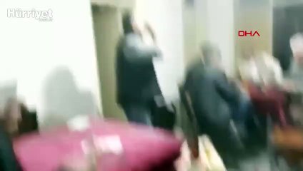 Apartman dairesini kahvehaneye çevirmişler