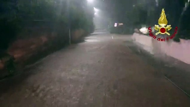 Nubifragi, allagamenti e pure un incendio: notte da incubo nel Salento