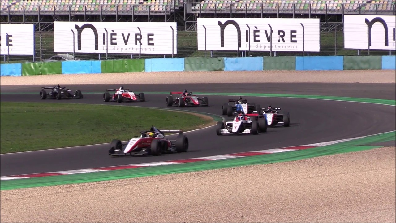 monoplace ultimate cup series 2022.circuit magny cours