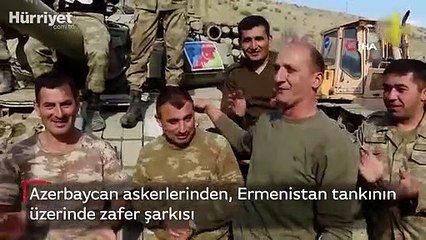 Azerbaycan askerlerinden, Ermenistan tankının üzerinde zafer şarkısı
