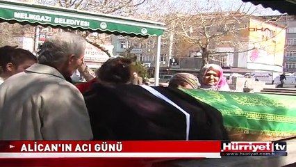 SINAVDAN ÇIKTIĞINDA ACI GERÇEKLE KARŞILAŞMIŞTI