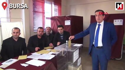 Küs baba - oğul birbirine rakip oldu