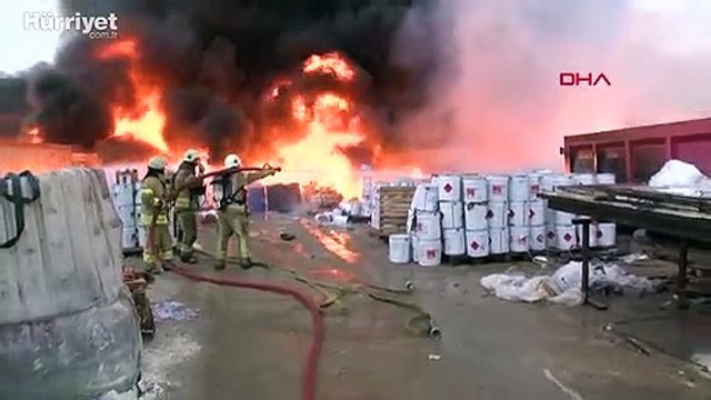 Tuzla'da fabrika bahçesinde yangın çıktı
