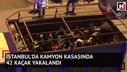 İstanbul'da kamyon kasasında 42 kaçak yakalandı