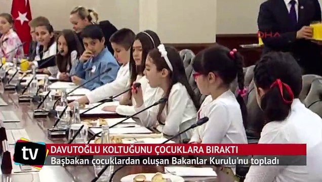 Başbakan Davutoğlu, koltuğunu Reyhan Nur'a devretti
