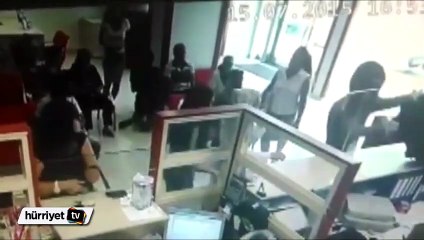 Banka soygunu güvenlik kamerasına yansıdı